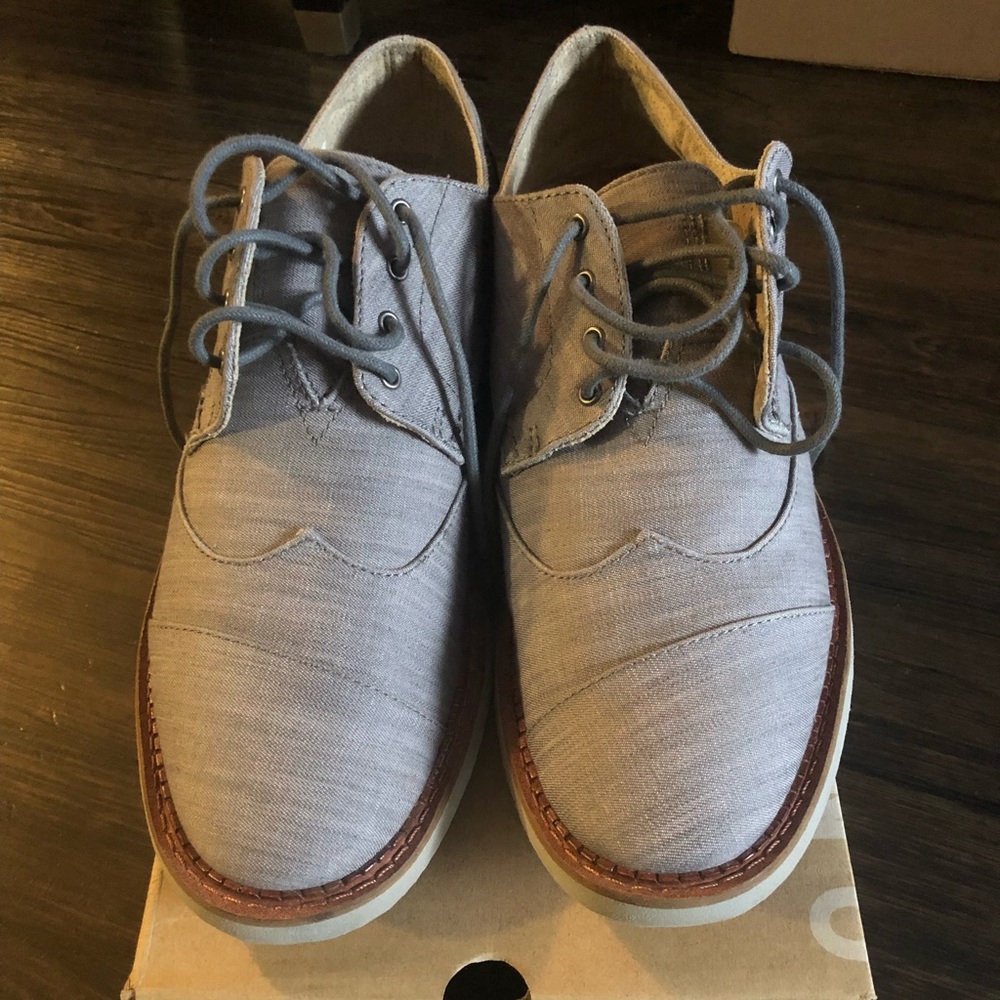 Toms shoes
